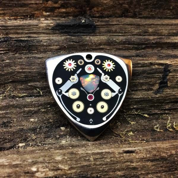 Riki 3 spitz / titan / opal / Steampunk