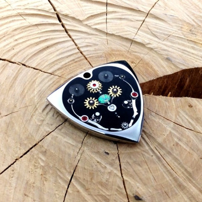 Riki 3 spitz / titan / opal / Steampunk