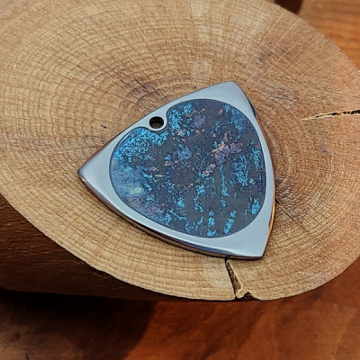 Riki 3 pointes / Titane / métal patiné