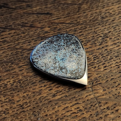 Charly / Titane / Email